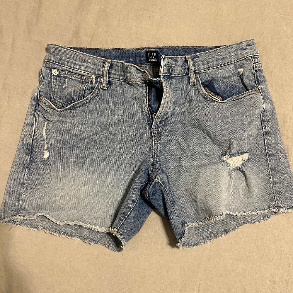 Gap Jean Shorts. Size 29